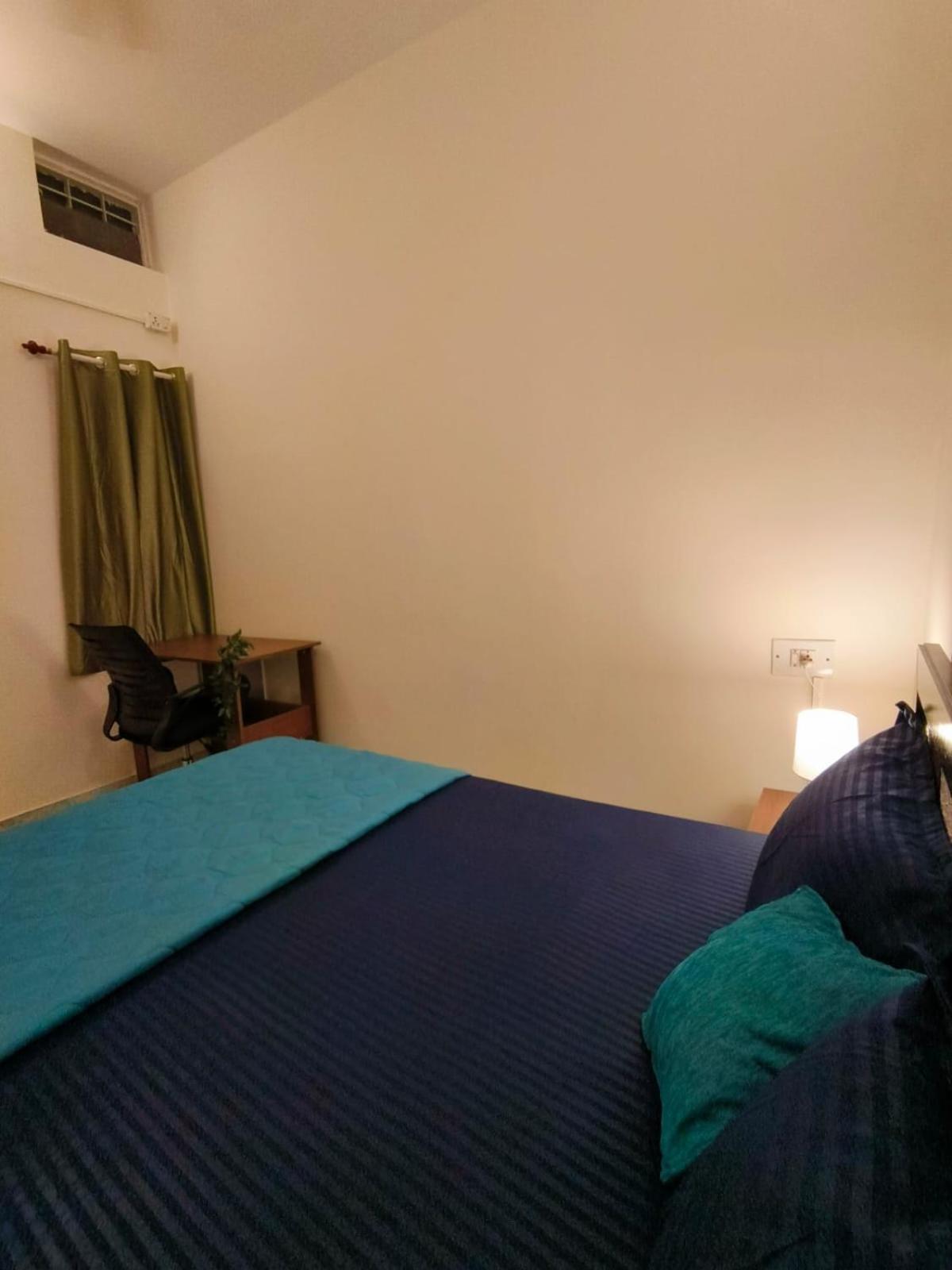 Homestayz Crown Bangalore Eksteriør billede